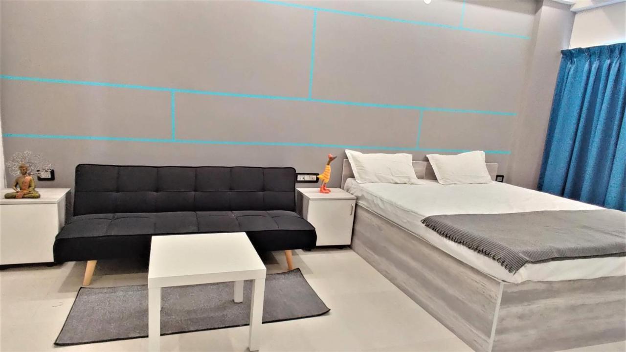 Restel Studio Flats Hyderabad Esterno foto
