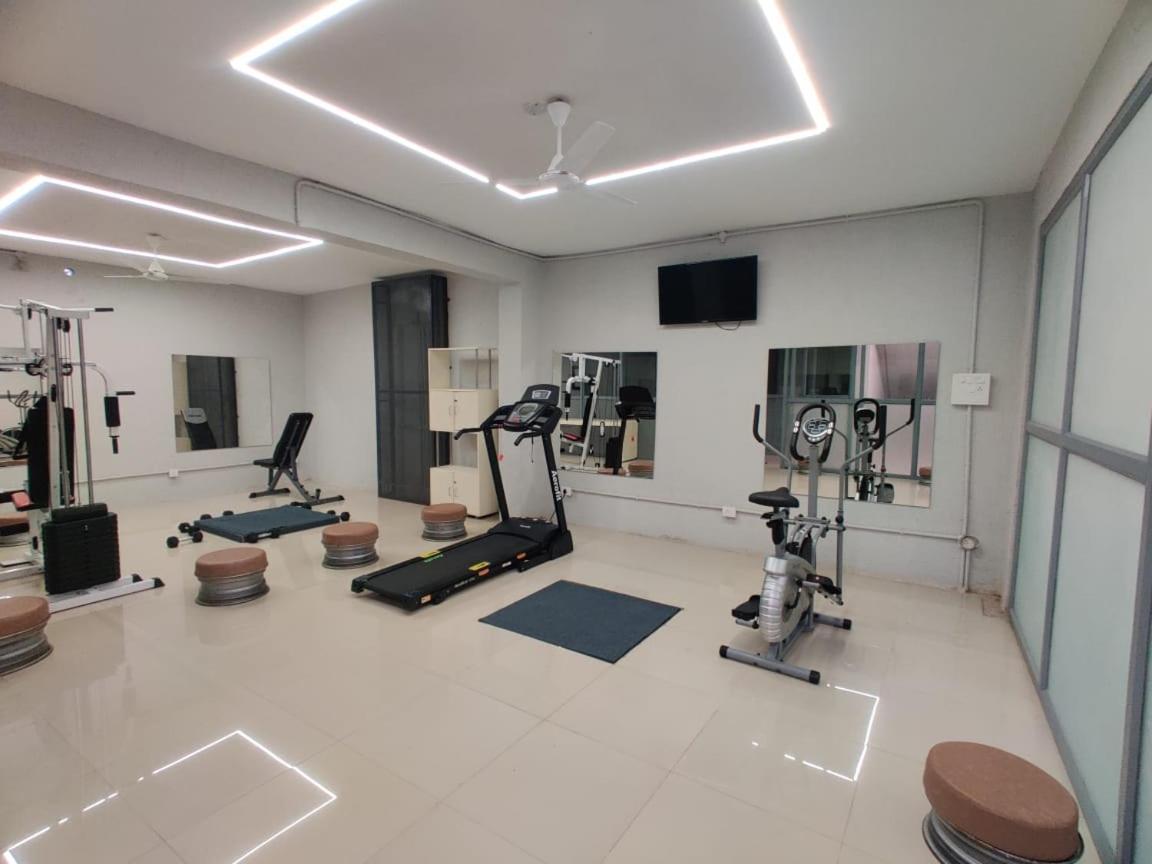 Restel Studio Flats Hyderabad Esterno foto